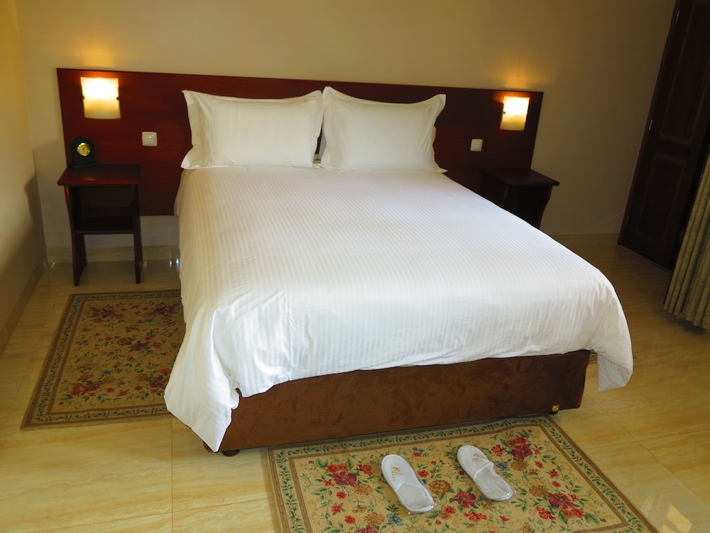 Standard Room (Superior) photo 2