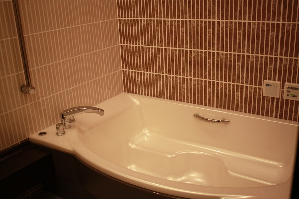 Standard Double Room, 1 Queen Bed, Non Smoking, Private Bathroom photo 3