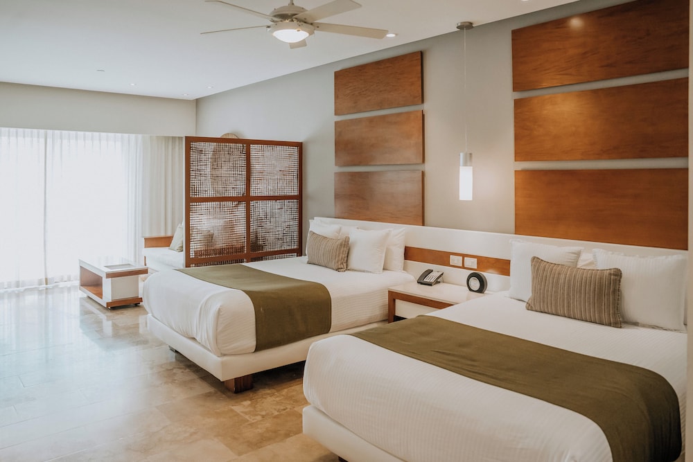 Deluxe Junior Suite, City View
