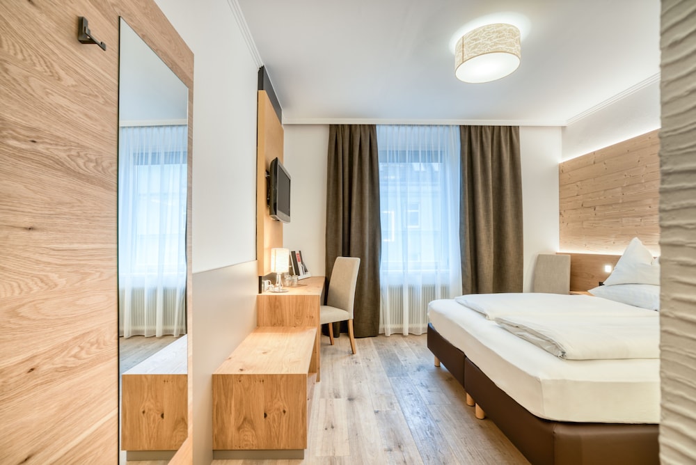 Double Room - Photo 5