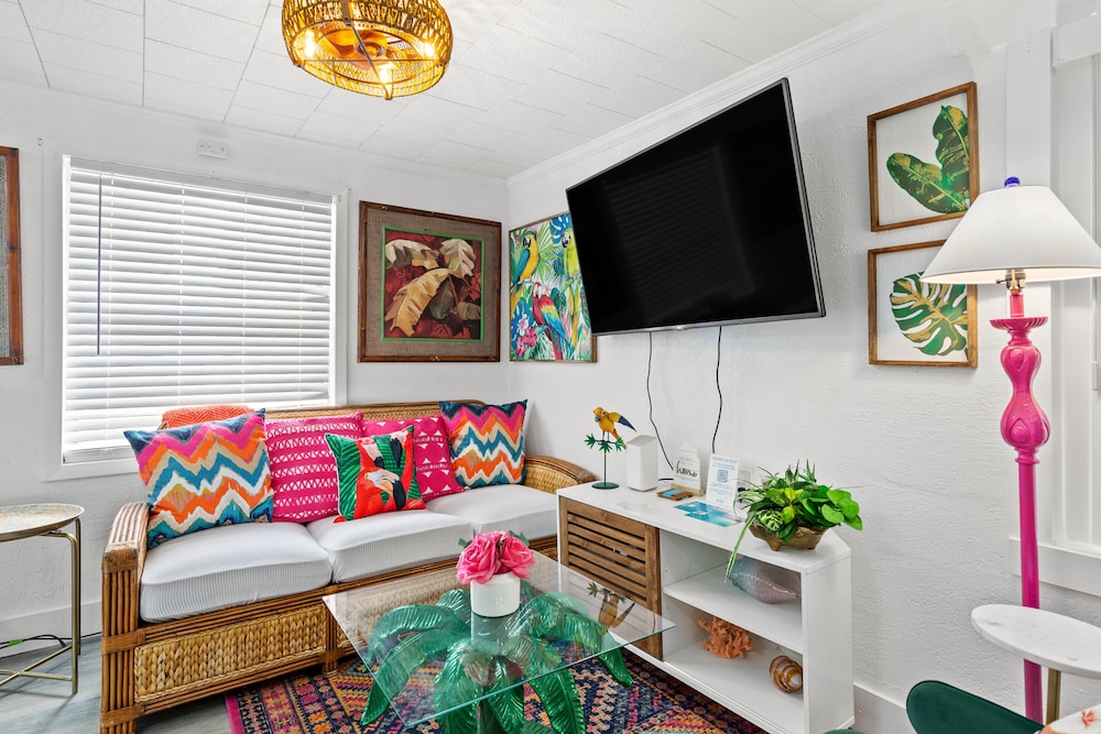 Studio, Multiple Beds, Patio, Garden View photo 1