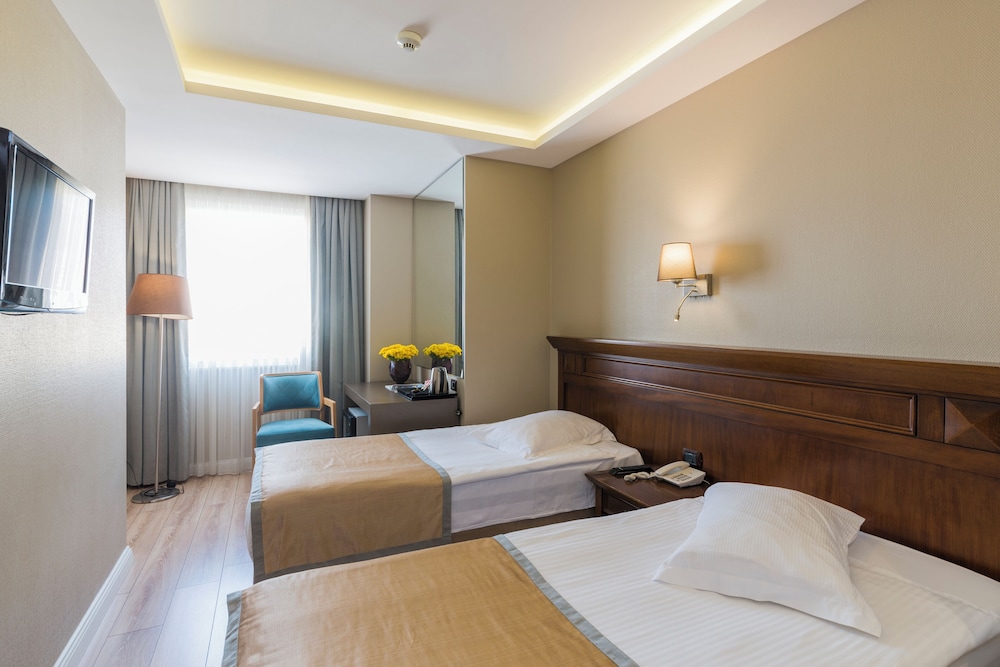 Superior Triple Room photo 1