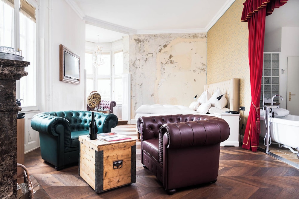 Grand Suite - Photo 1