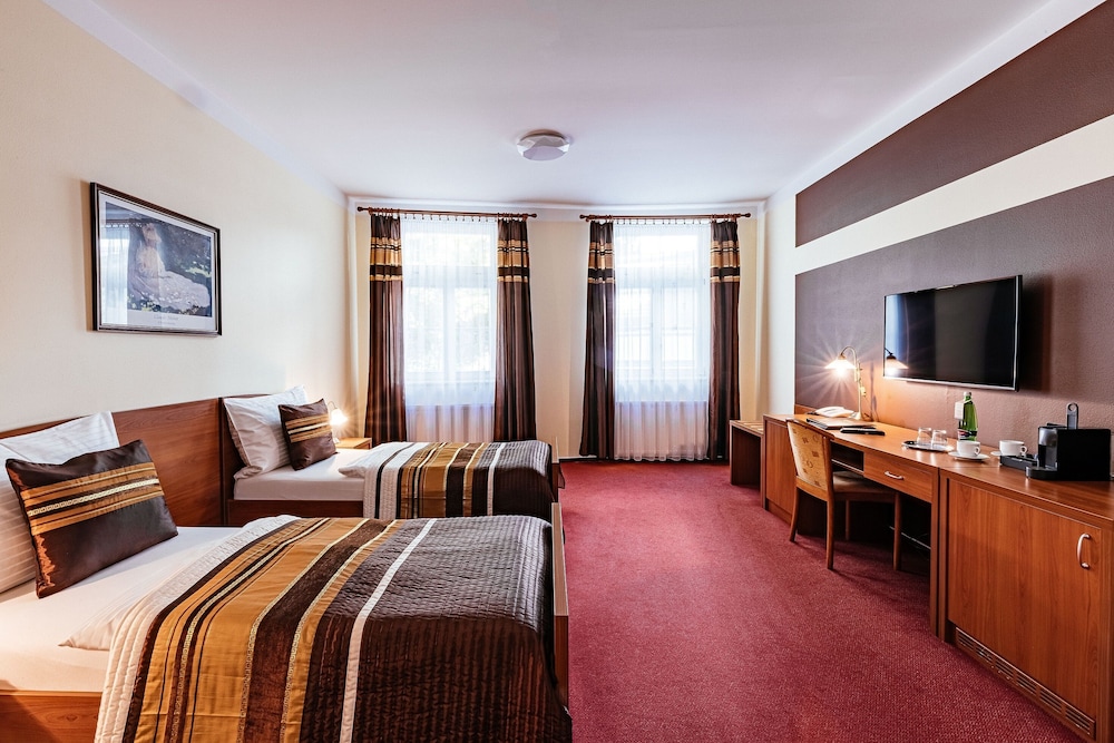 Superior Double or Twin Room photo 1