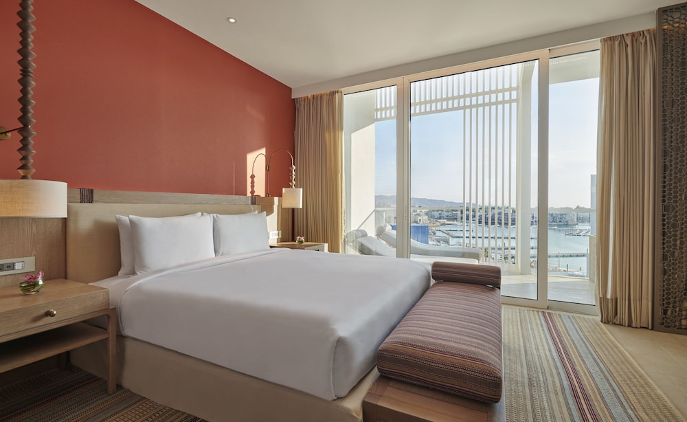 Room, 1 King Bed, Marina View (Marina View) photo 2
