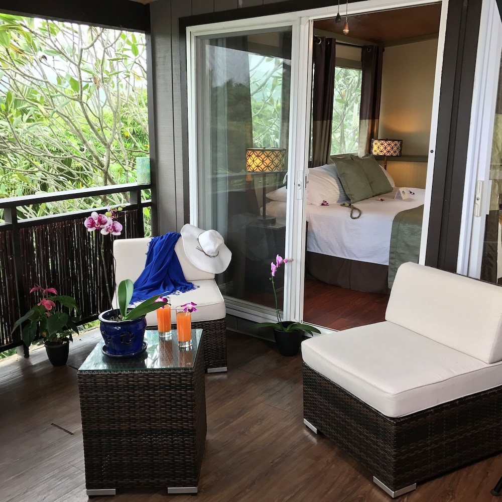 Suite, 1 Bedroom, Kitchenette, Mountain View