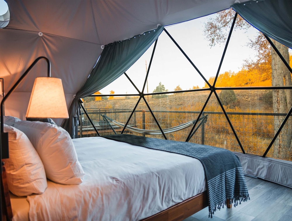Deluxe Family Dome photo 1