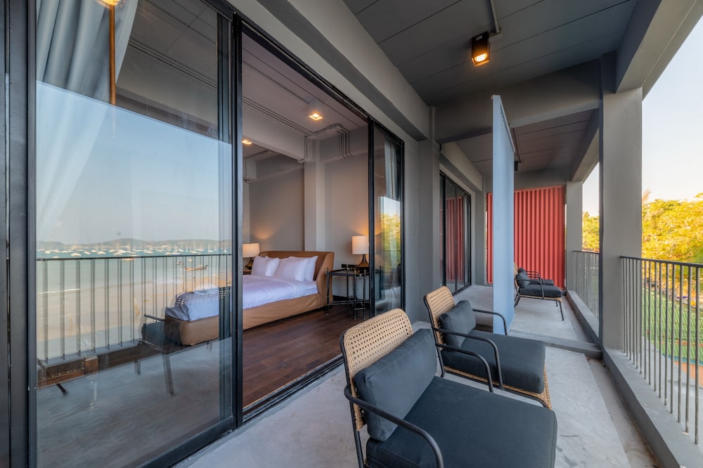 Classic Double with Balcony and Sea View - Photo 5