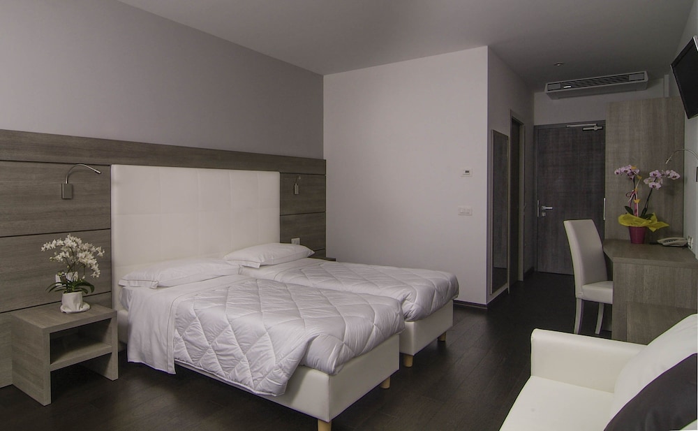 Comfort Double Room - Photo 11