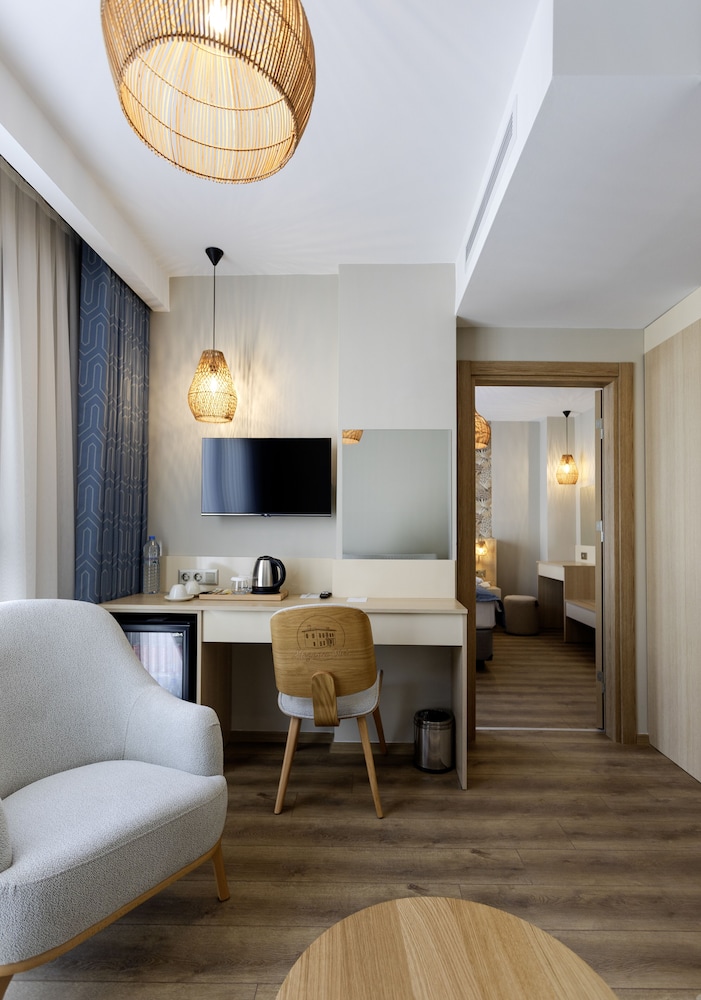 SUITE - Photo 6