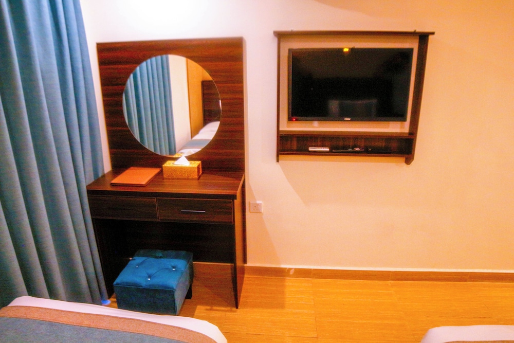 Basic Double Room photo 2