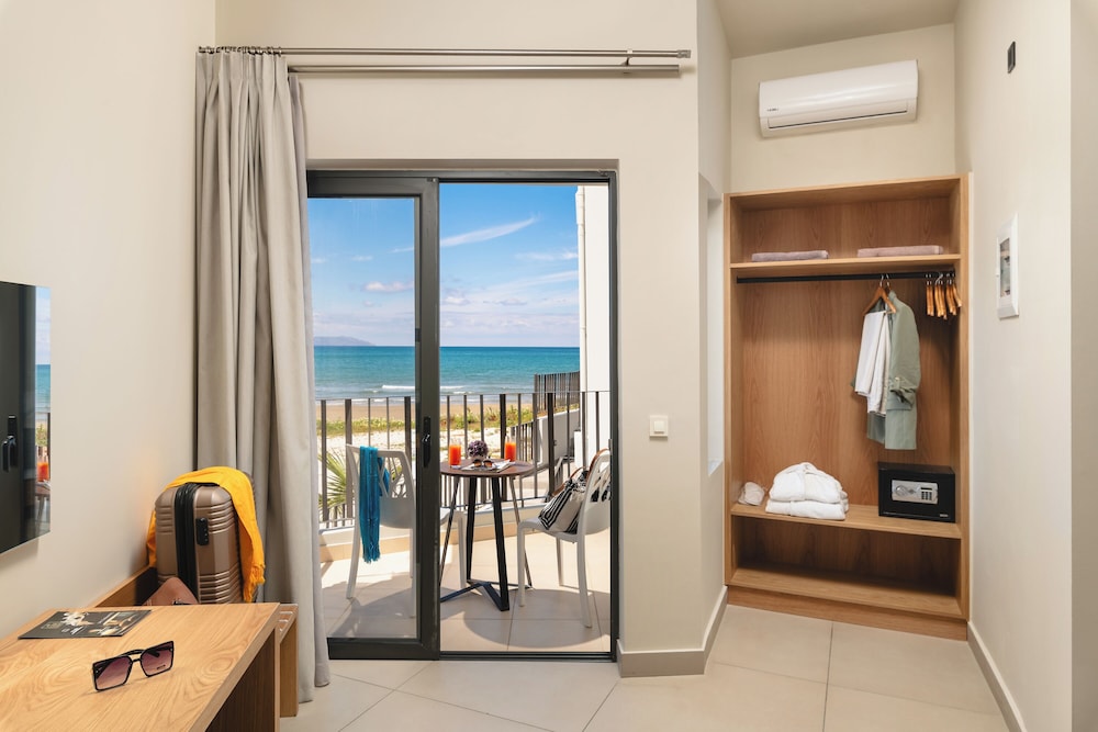 Superior Room, Accessible