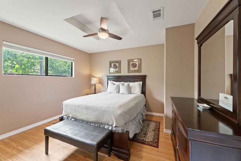 House, Multiple Beds, Balcony