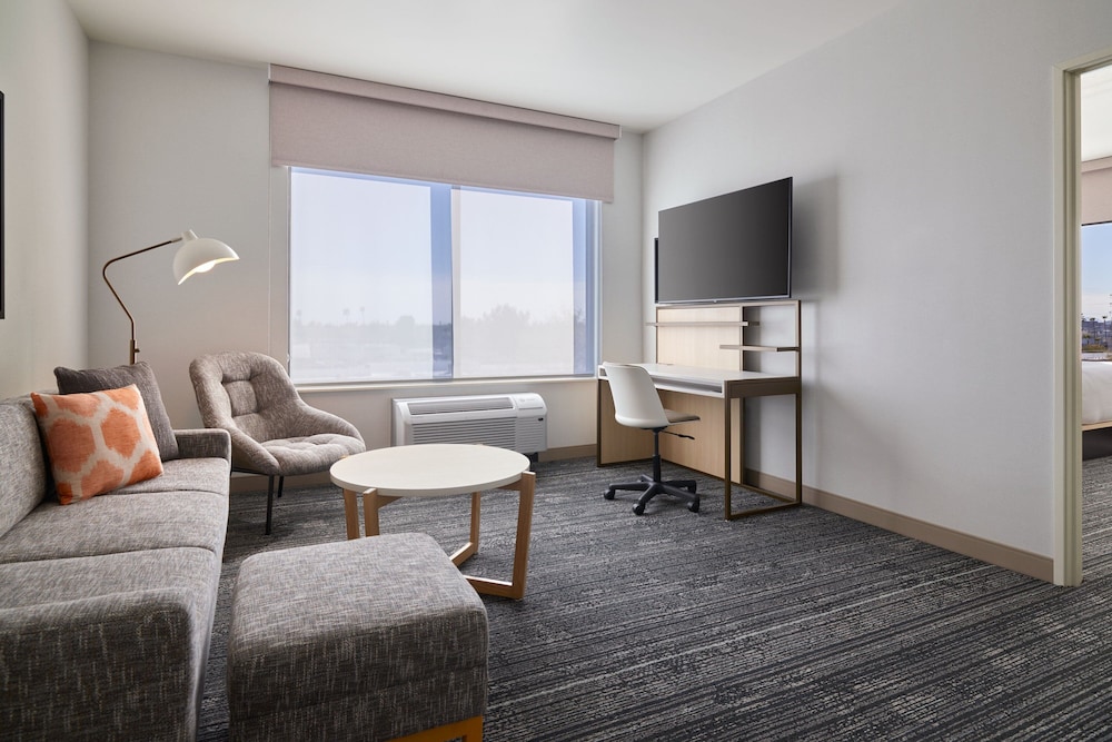 Suite, 1 Bedroom photo 1