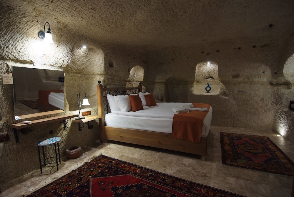 Standard Room, 1 Queen Bed photo 1