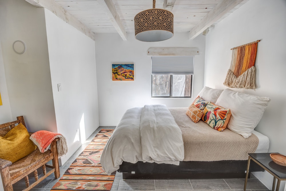 Design Loft, 2 Bedrooms, Balcony, City View photo 1