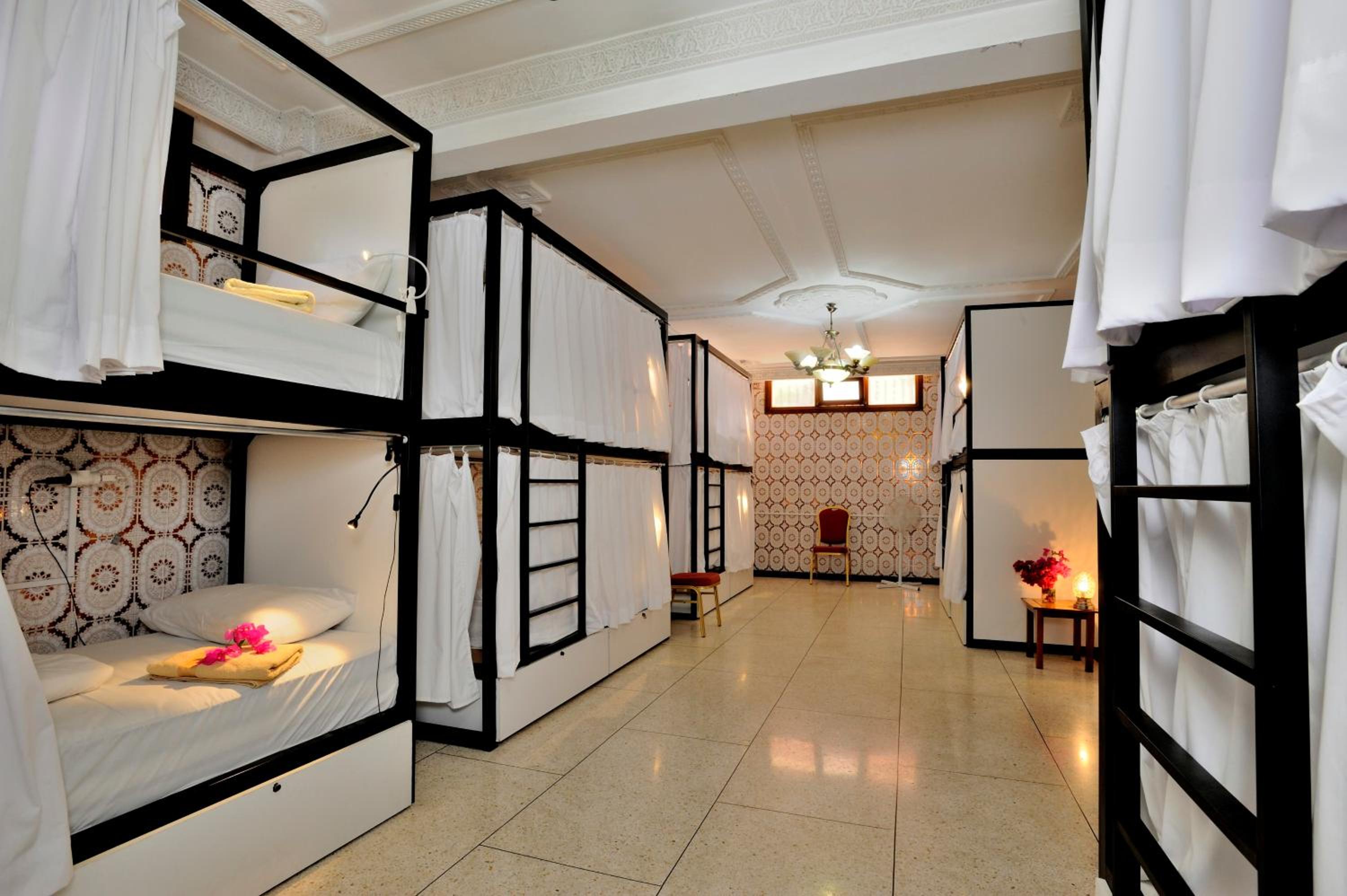 Single Bed in Mixed Dormitory Room photo 3