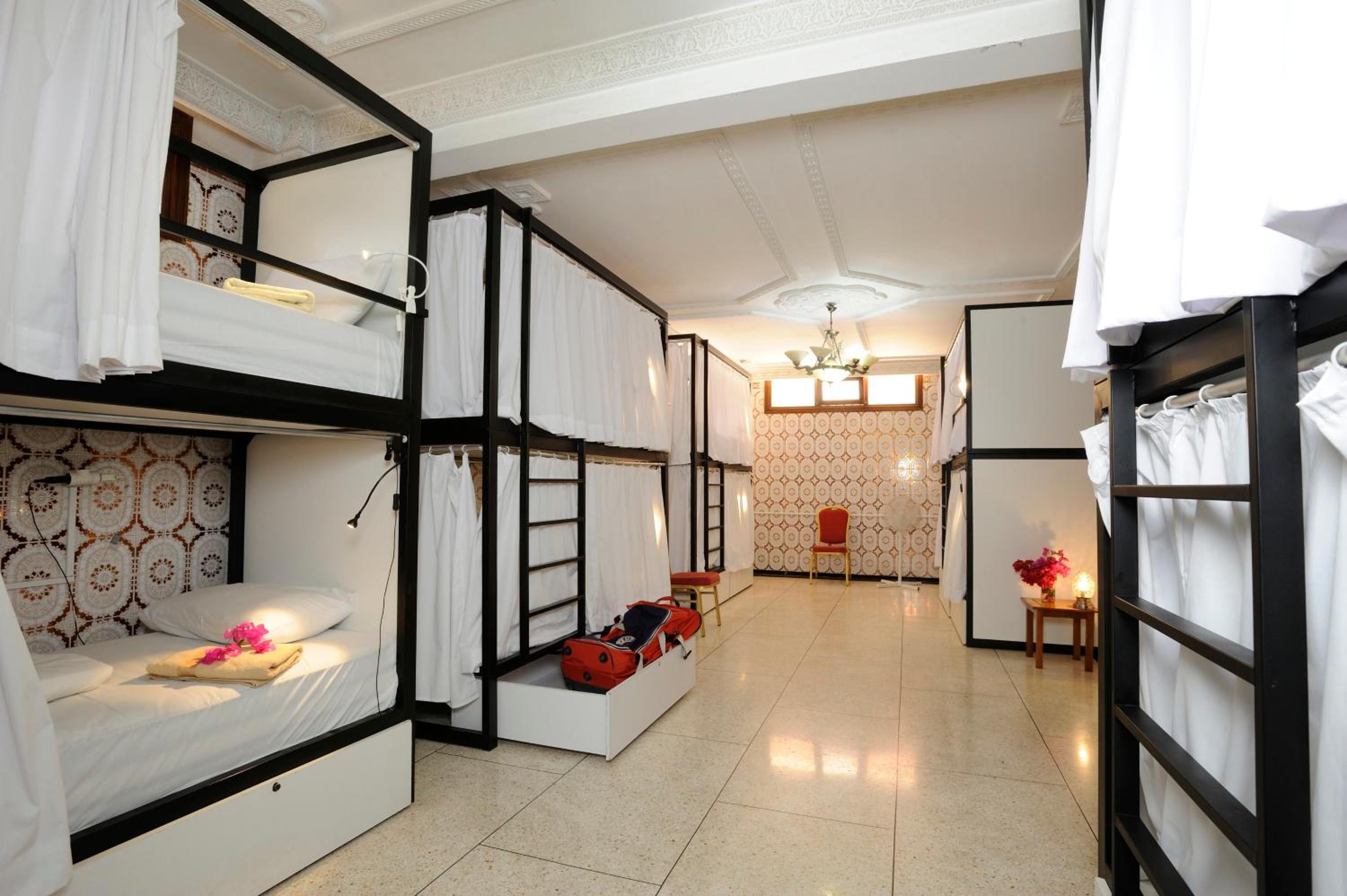 Single Bed in Mixed Dormitory Room photo 1