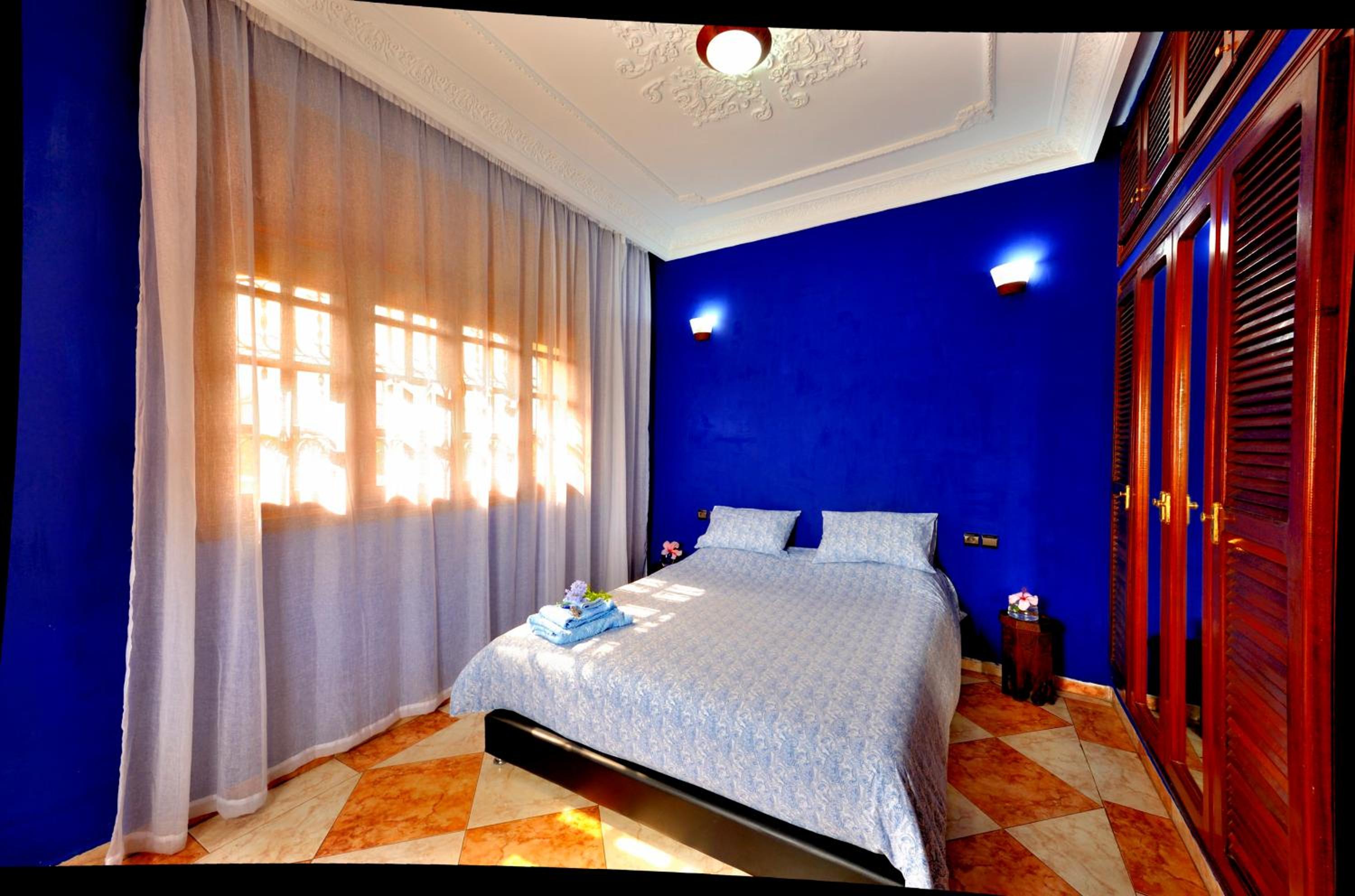Deluxe Double Room with Shared Bathroom photo 1