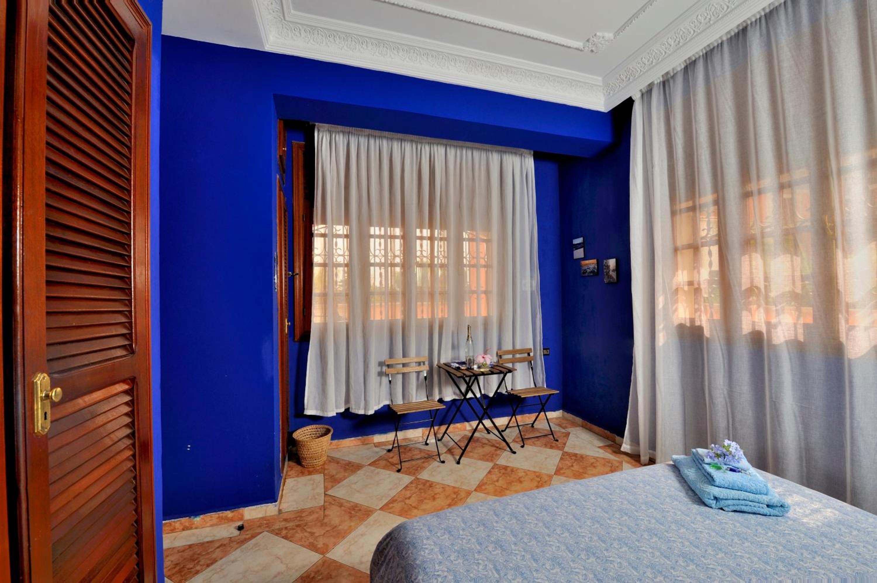 Deluxe Double Room with Shared Bathroom photo 3