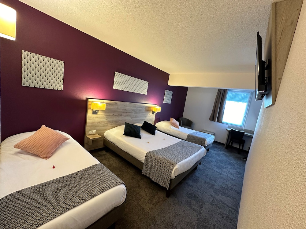 Standard Quadruple Room - Photo 3
