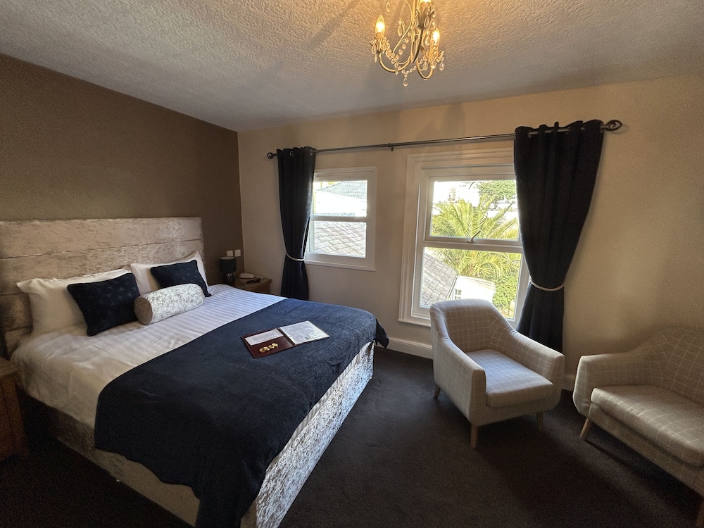 Deluxe Double Room, Jetted Tub (Second Floor)