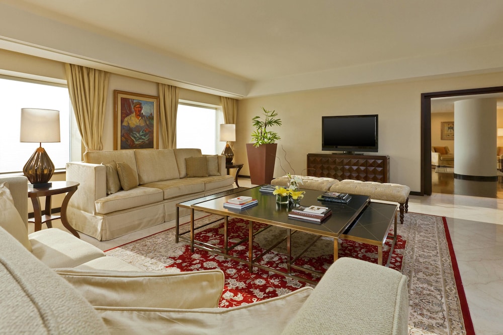 Club Room, 1 King Bed