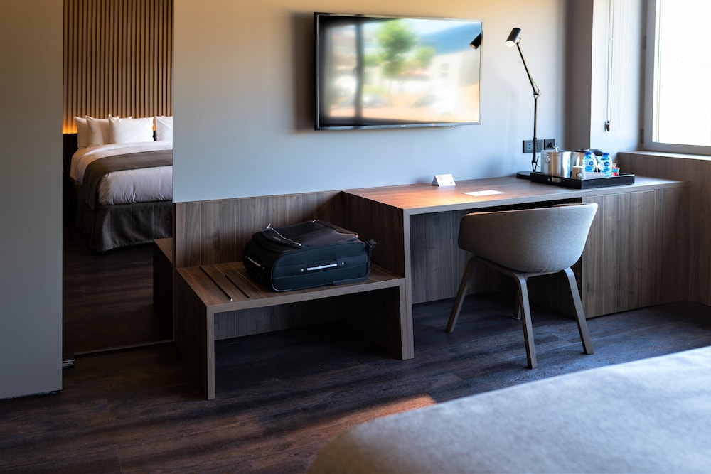 Elite Room