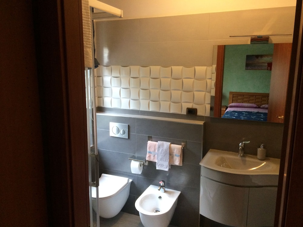 Classic Room, Private Bathroom photo 3