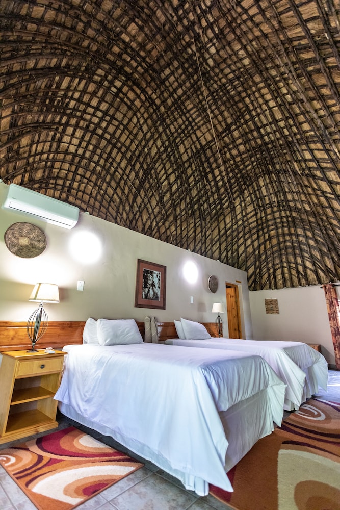 Standard Double Room - Photo 2
