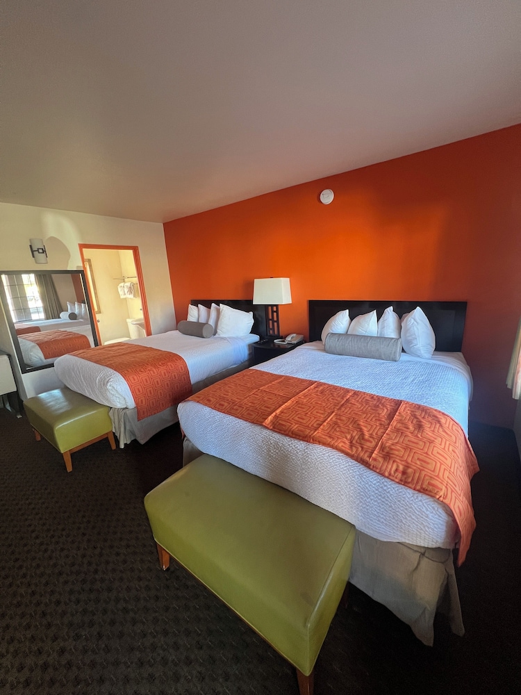Double Room, 2 Double Beds photo 1