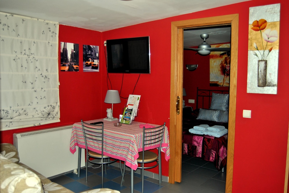 Deluxe Studio, 1 Bedroom, Terrace, Courtyard View