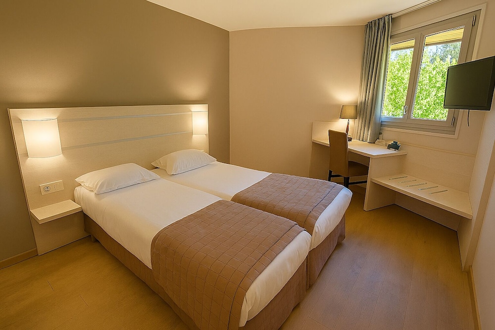 Classic Double Room, Garden View photo 1