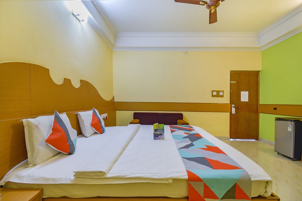 Premium Room, 1 King Bed photo 1