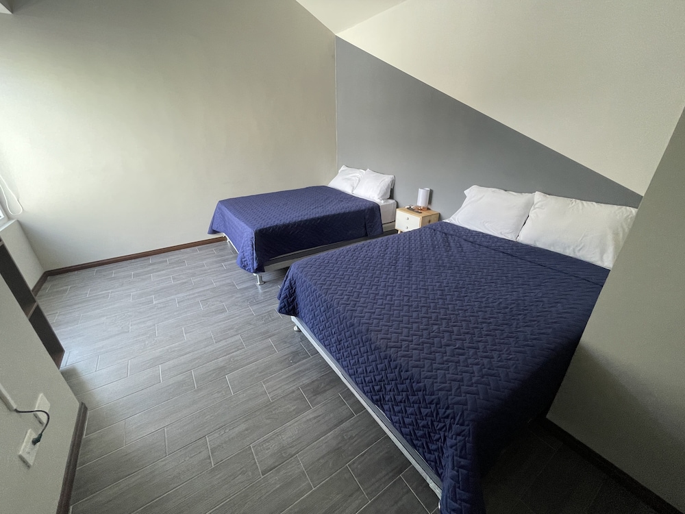 Economy Double Room, 2 Queen Beds