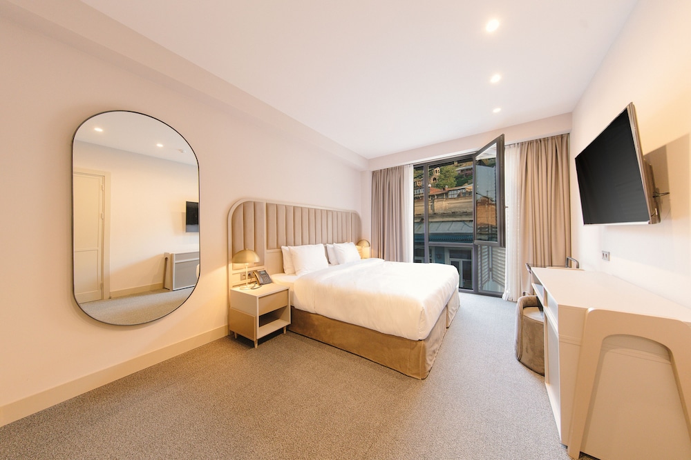 Family Double Room - Photo 1