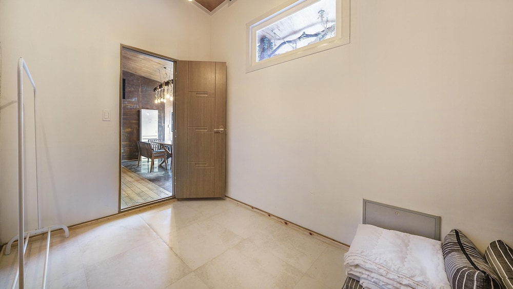 Basic Room, 2 Bedrooms (unyeong 2ho) - Photo 16