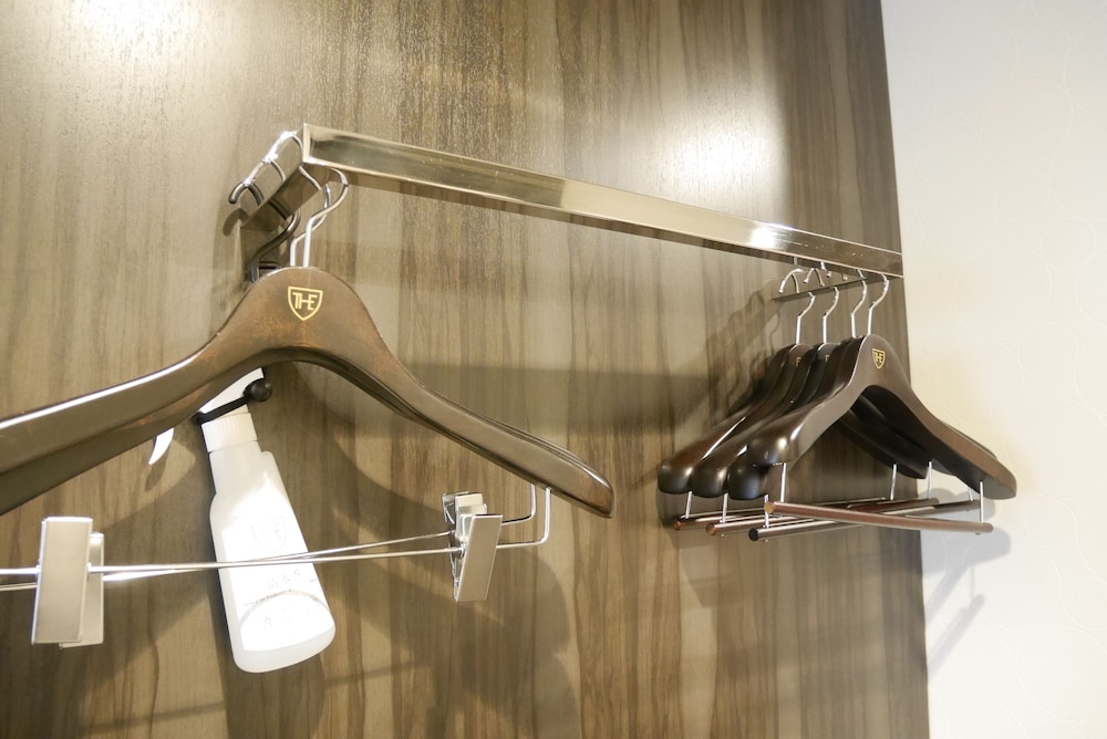 Premier Twin Room - Photo 4