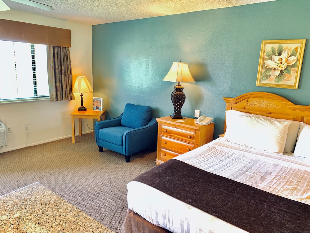 Fairway 2 Queen Beds photo 2