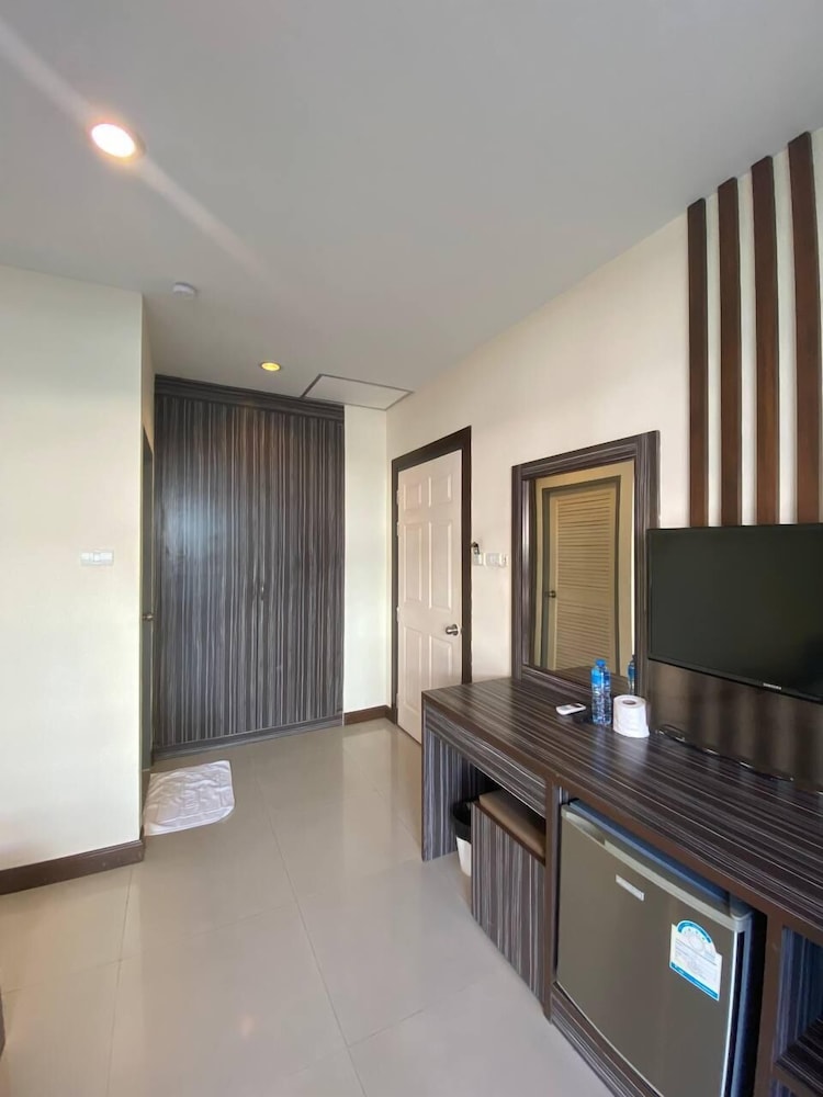 Deluxe Double Room - Photo 2