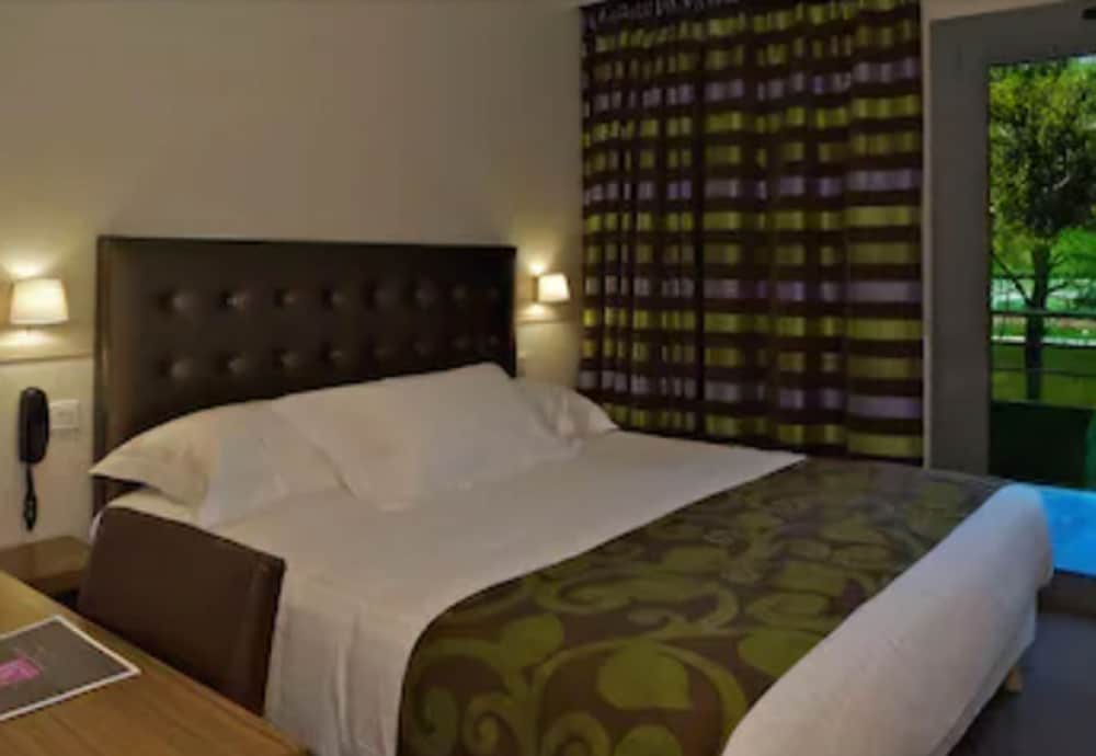 Superior Room 1 Hour Spa Access Included photo 3