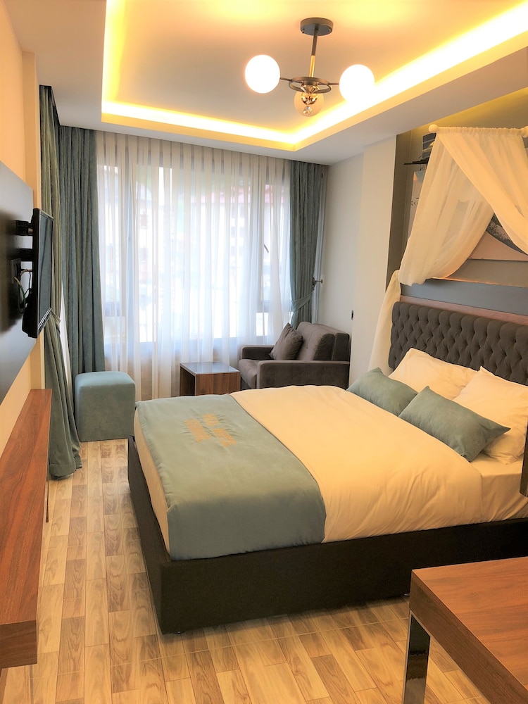 Superior Double Room with Lake View photo 1
