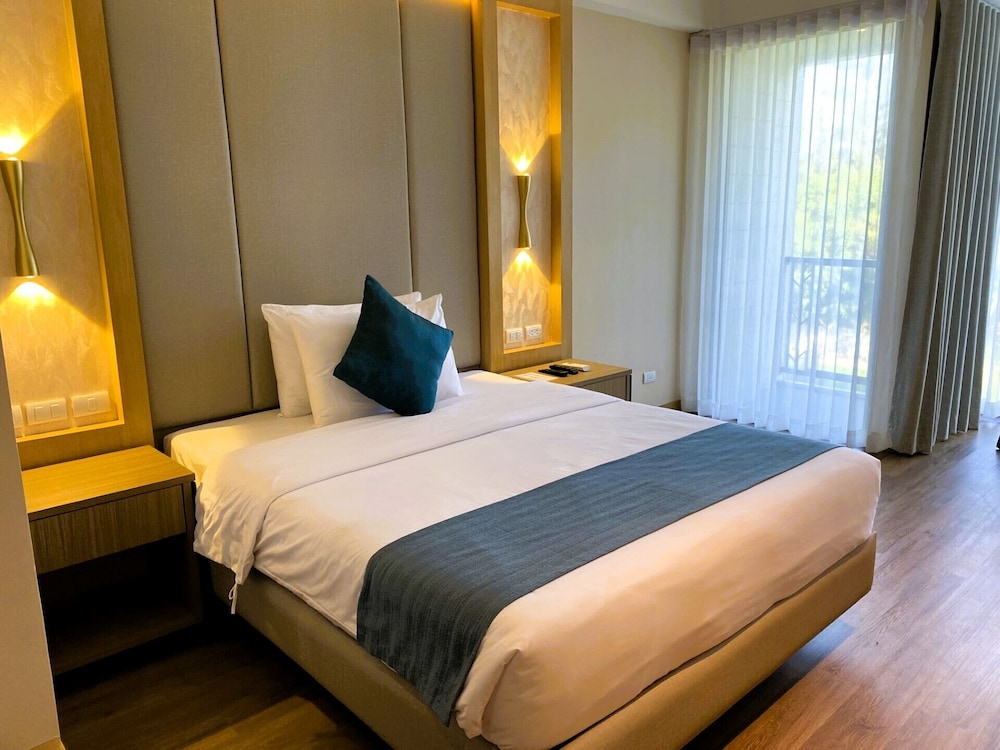 Superior Single Room