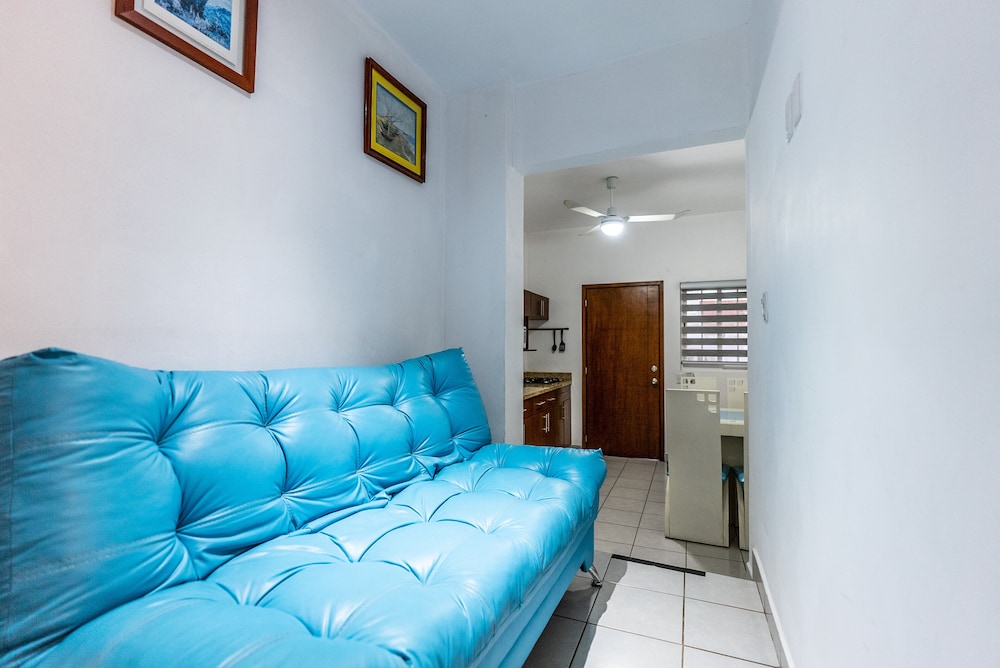 Business Studio Suite, 1 Bedroom, Non Smoking, Kitchenette - Photo 1