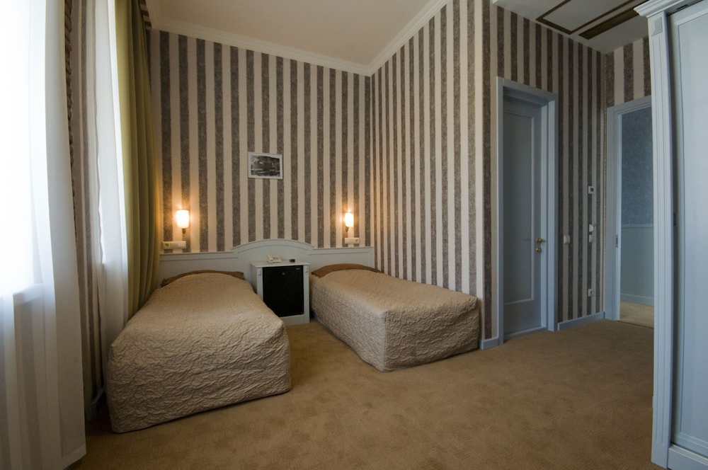 Standard Twin Room, 2 Twin Beds, Annex Building photo 1