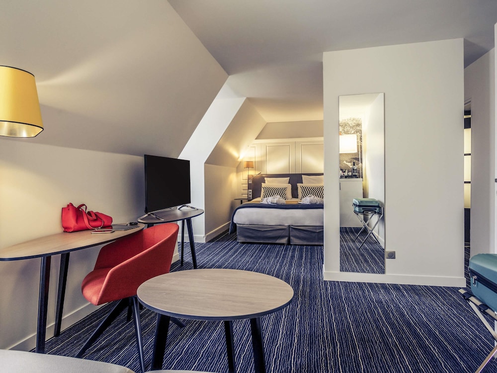Junior Suite, 1 Double Bed with Sofa bed - Photo 5