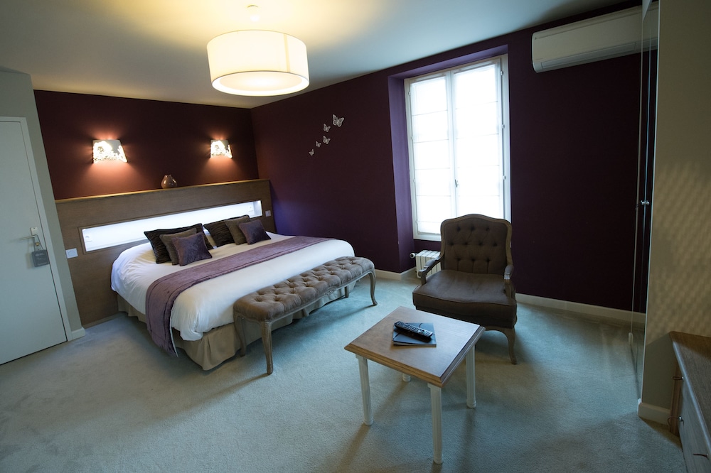 Suite, 1 King Bed (Balneotherapy Castle - Double Suite) - Photo 4