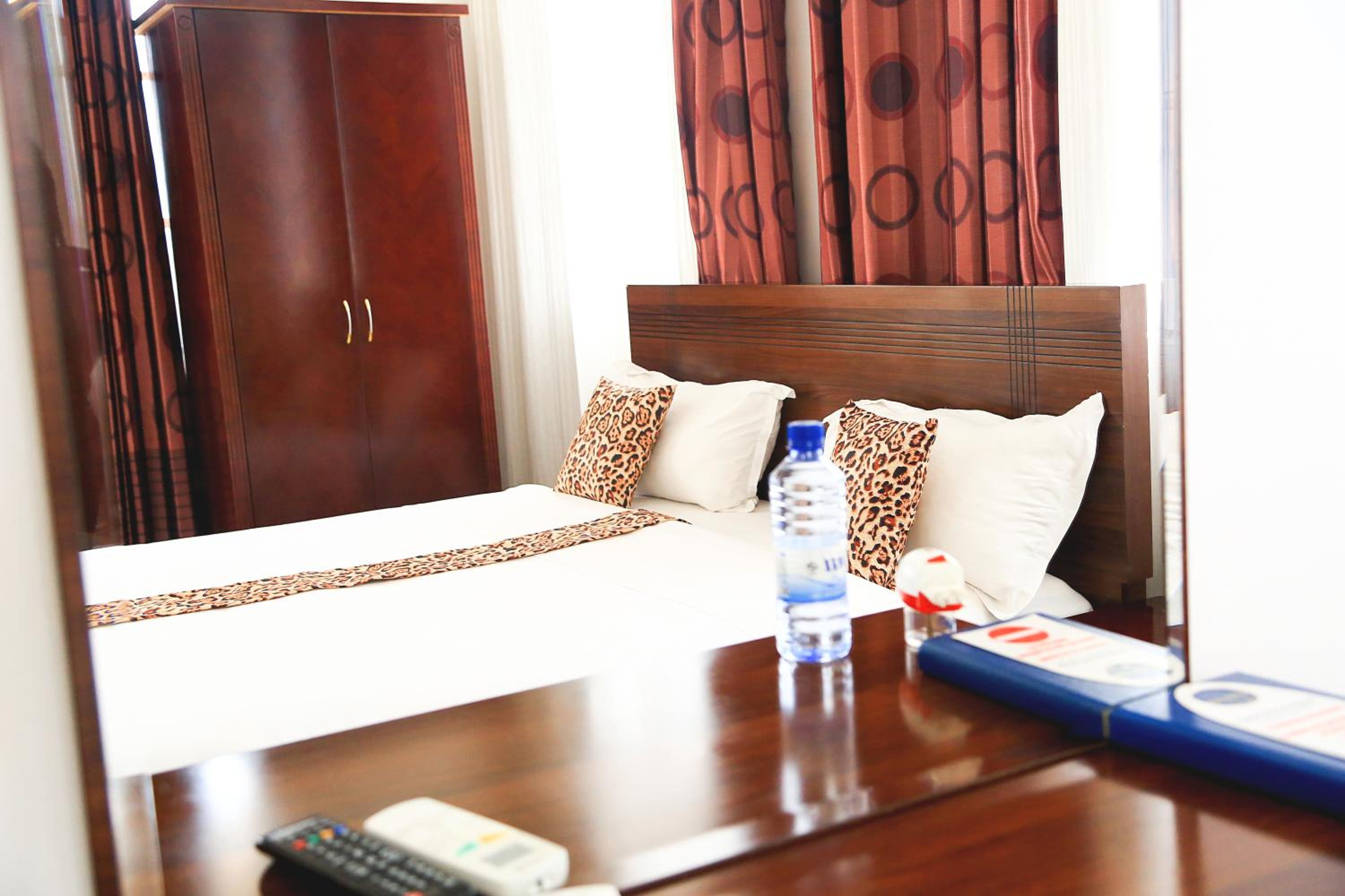 Deluxe Single Room