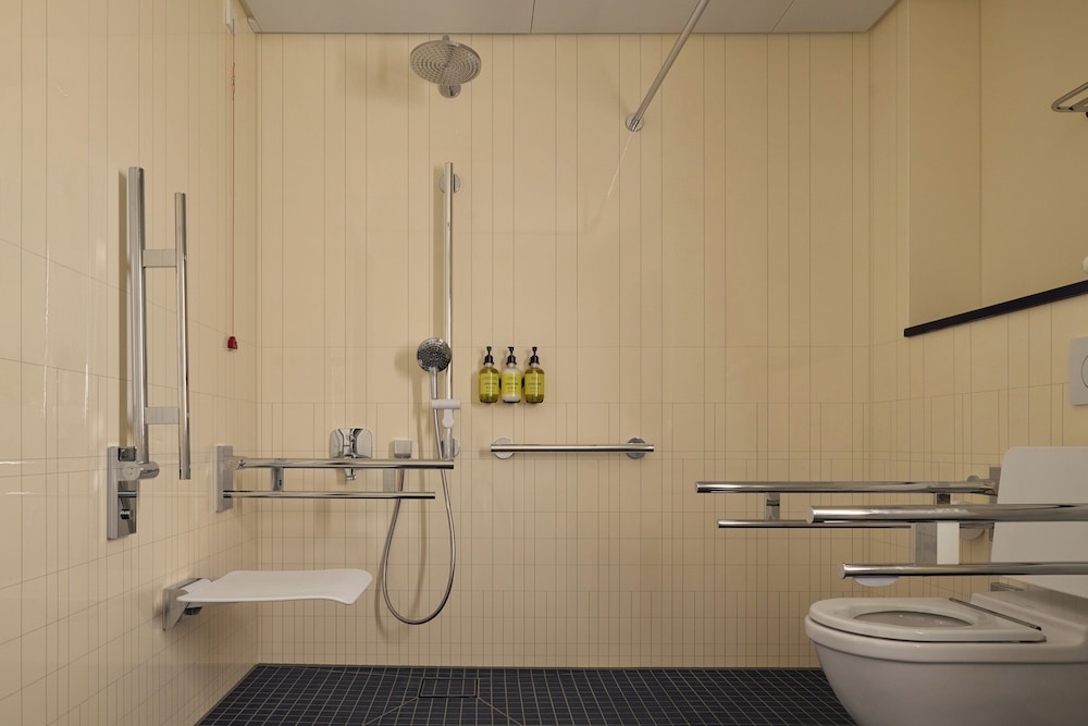 Kimpton Main Frankfurt by IHG - Photo 41