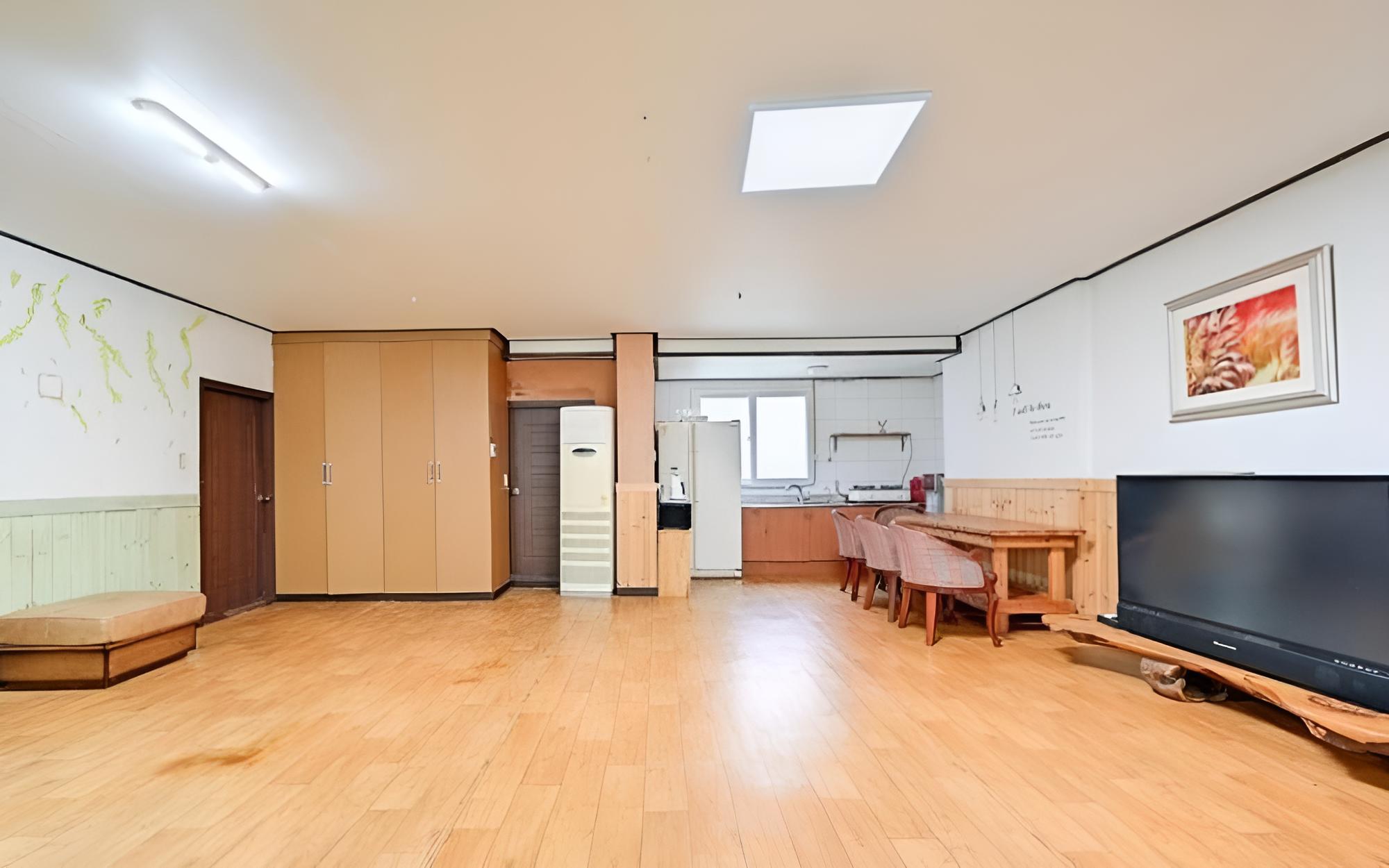 Room (Hwangtobang (Large)) photo 1